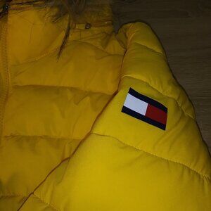 Tommy Hilfiger Women's Water-Resistant and Weatherproof Puffer Jacket